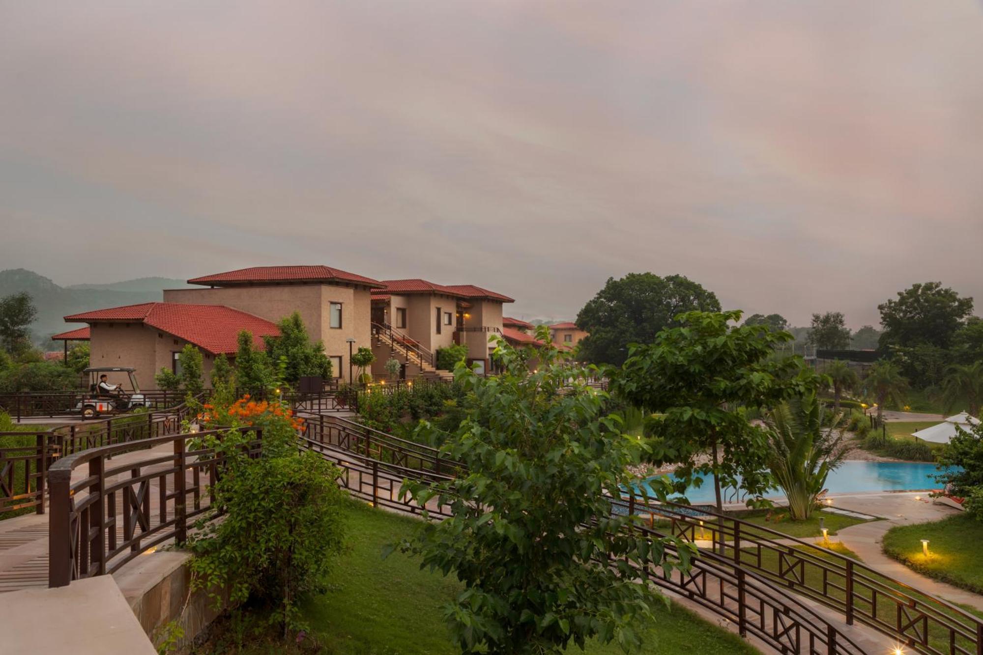 Aamaghati Wildlife Resort, Ranthambore 萨瓦伊马多普尔 外观 照片
